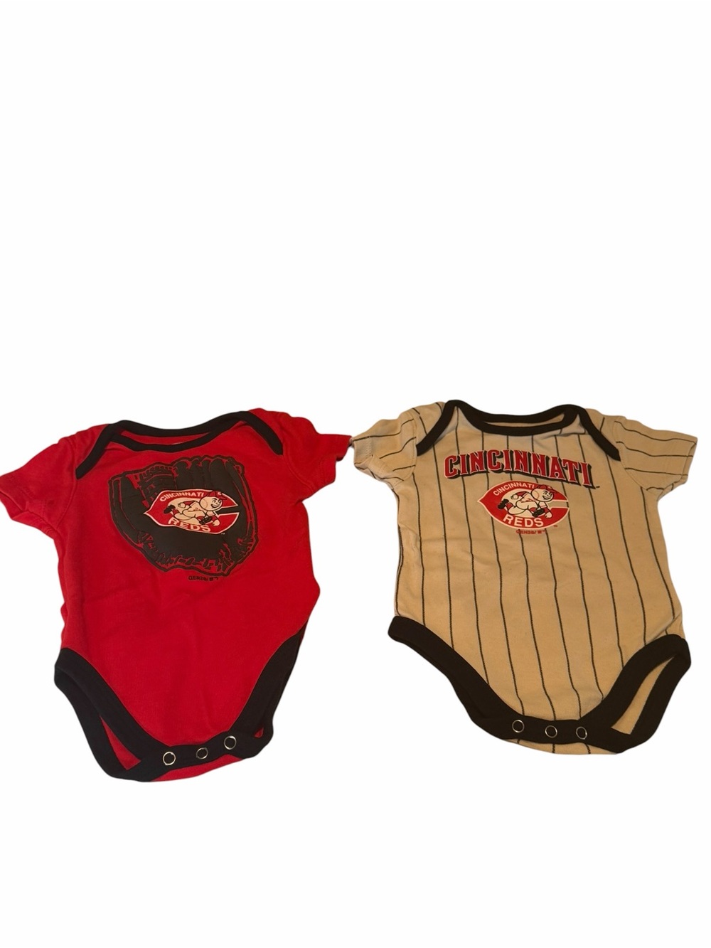 Cincinnati Reds Baby Onesie Lot 2 Piece MLB Cooperstown Collection 3-6M